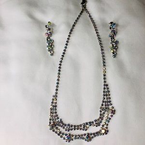 Silver necklace and earring set